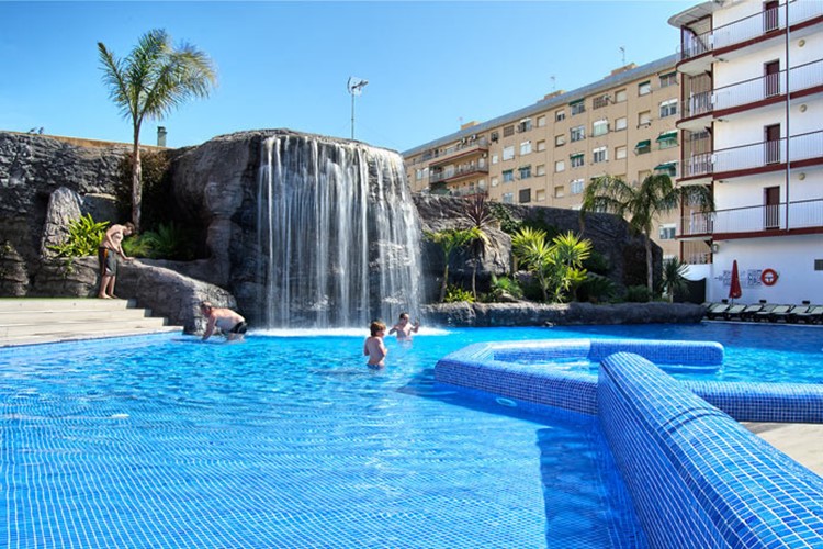 Hotel Papi - bazén